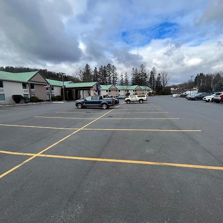 Baymont By Wyndham Bartonsville Poconos Exterior foto