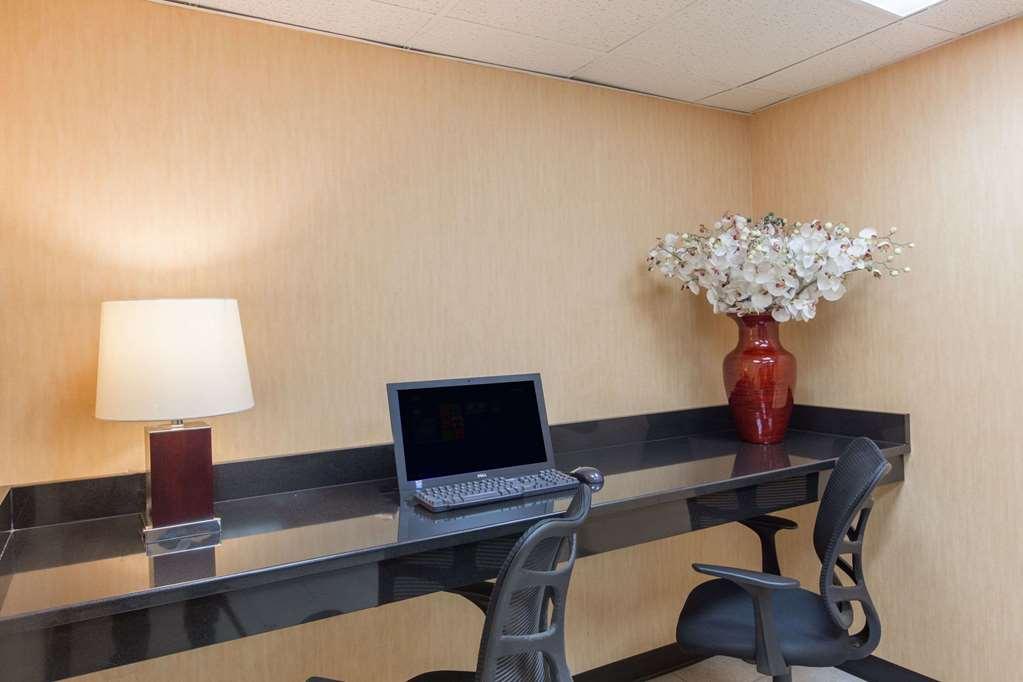 Baymont By Wyndham Bartonsville Poconos Einrichtungen foto