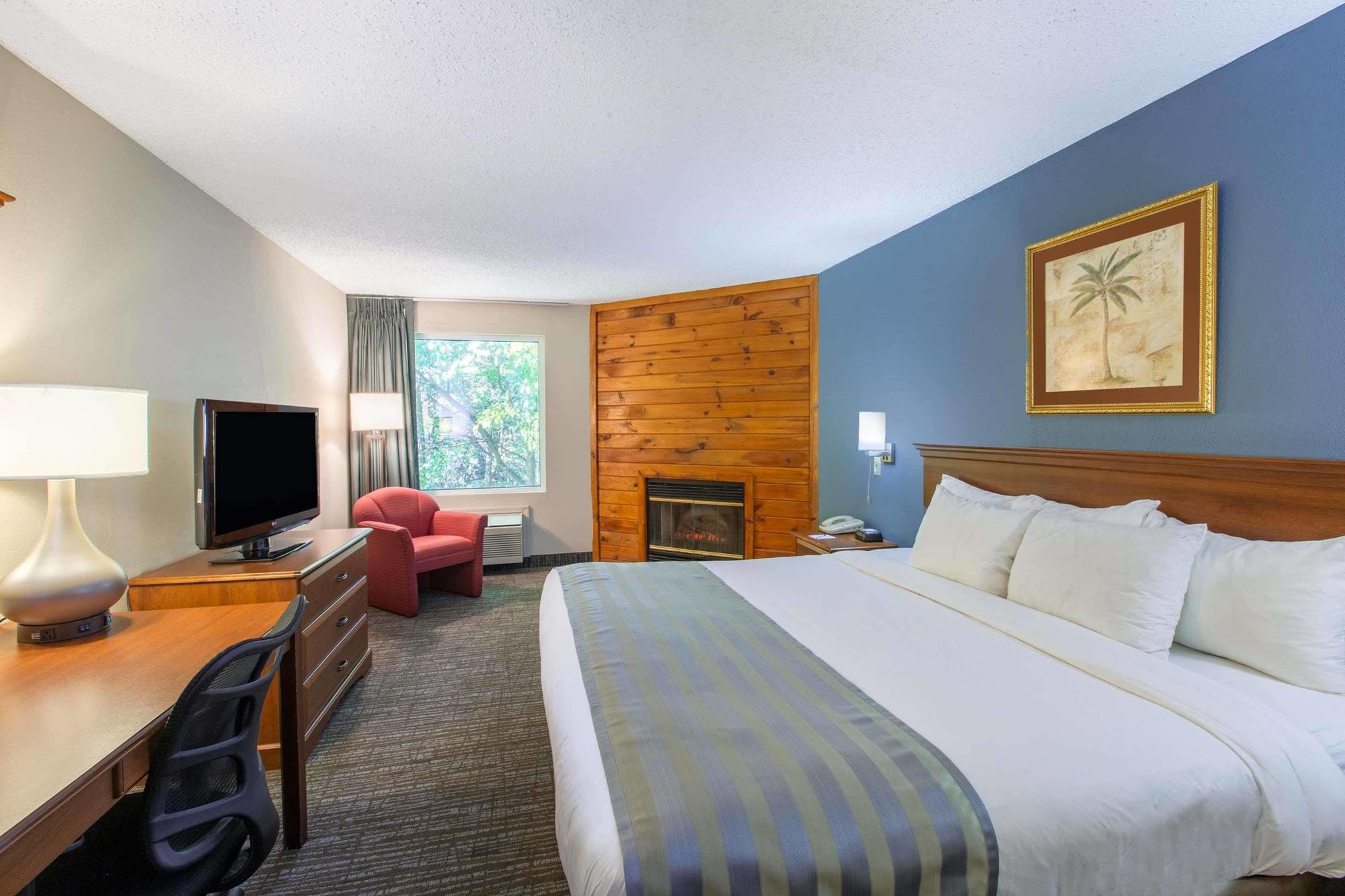 Baymont By Wyndham Bartonsville Poconos Exterior foto